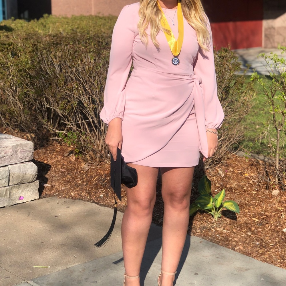 Lulu’s pink wrap dress